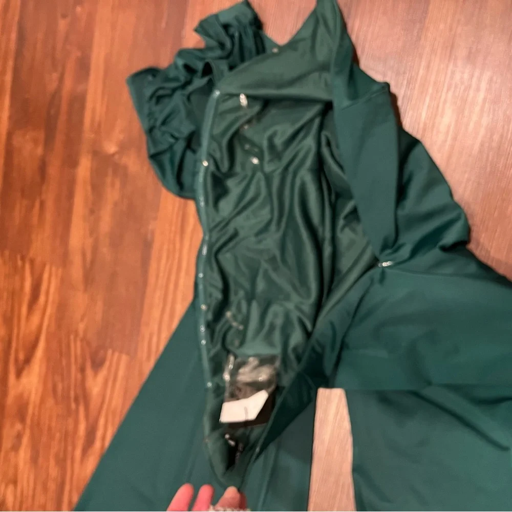 NWT Draping Emerald Green Dress  Size M - Picture 7 of 11